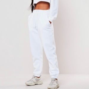 Missguided 90’s joggers/sweatpants